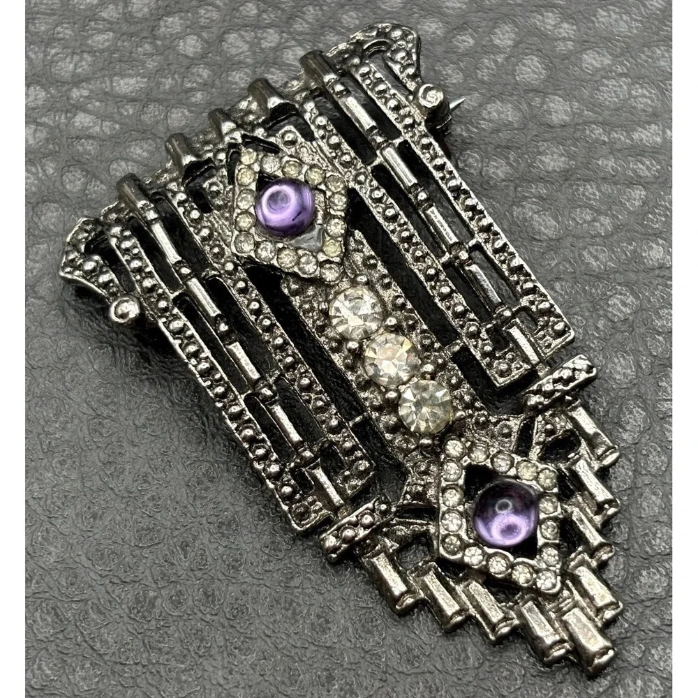 Vintage Art Deco Style Silver Tone Brooch Purple Amethyst Rhinestone Pin